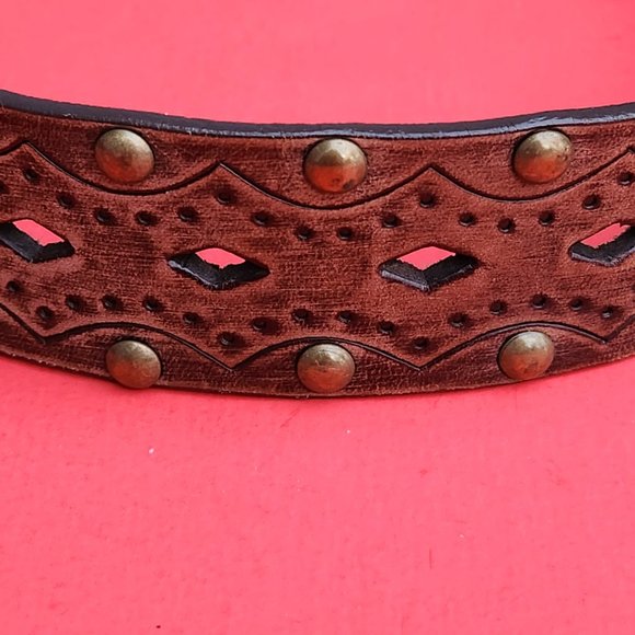 Aldo Genuine Leather Studded Belt With Beautiful Brass Buckle Size S - Picture 8 of 9